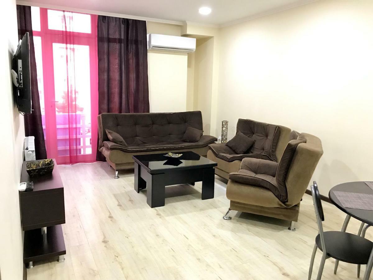 באטומי Apartments By The Sea מראה חיצוני תמונה
